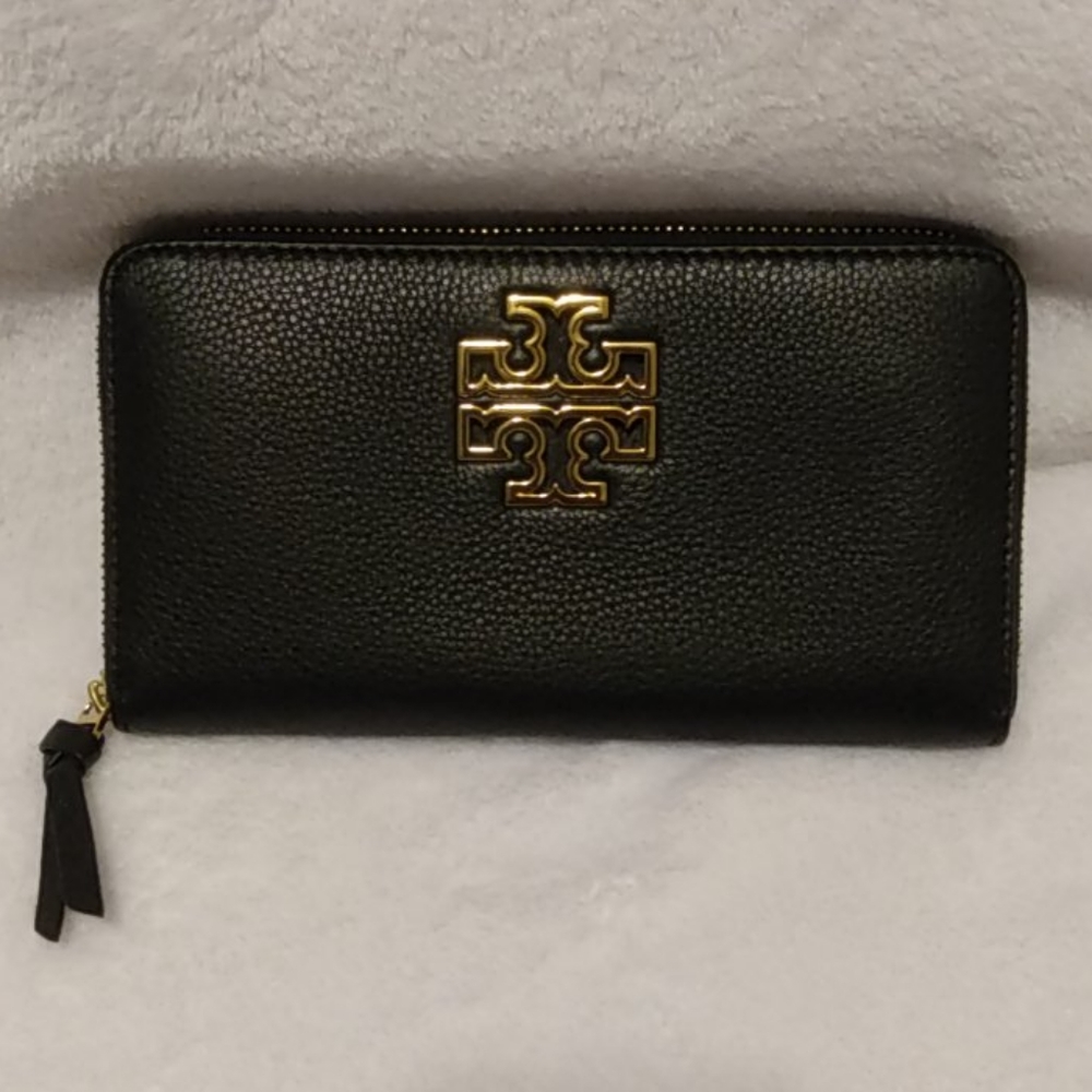 Tory Burch Black Wallet